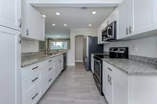 2359 Bal Harbour Dr, Venice, FL 34293 - Photo 15