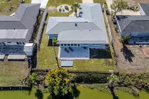 2359 Bal Harbour Dr, Venice, FL 34293 - Photo 3