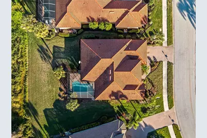 274 Montelluna Drive, North Venice, FL 34275 - Photo 7