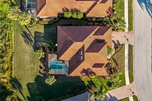 274 Montelluna Dr, North Venice, FL 34275 - Photo 7