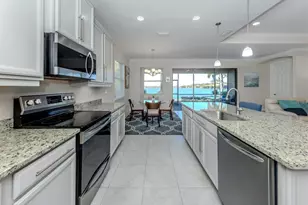 244 Maraviya Blvd, Nokomis, FL 34275 - Photo 11