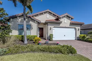 244 Maraviya Blvd, Nokomis, FL 34275 - Photo 1