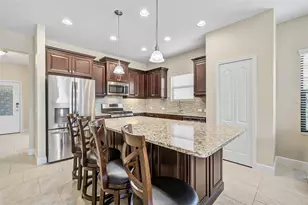 21605 Avon Park Ct, Venice, FL 34293 - Photo 13