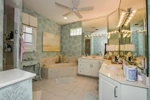 429 Tremingham Way, Venice, FL 34293 - Photo 23