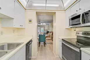 708 Tamiami Trail S, Venice, FL 34285 - Photo 11