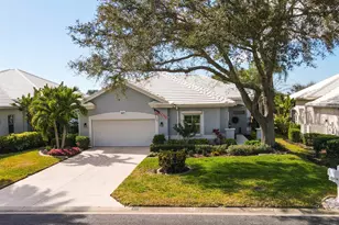 657 Crossfield Cir, Venice, FL 34293 - Photo 31