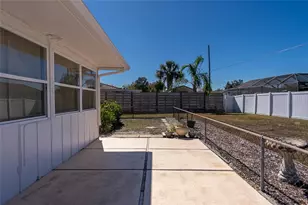 2622 Bigelow Dr, Sarasota, FL 34239 - Photo 35