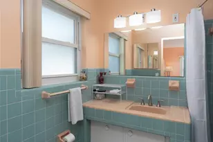 2622 Bigelow Dr, Sarasota, FL 34239 - Photo 29