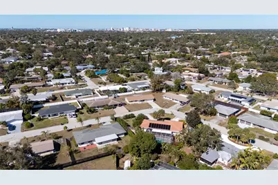 2622 Bigelow Drive, Sarasota, FL 34239 - Photo 45