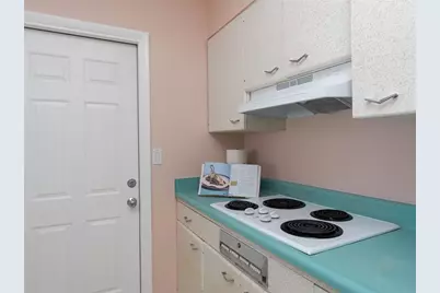 2622 Bigelow Drive, Sarasota, FL 34239 - Photo 15