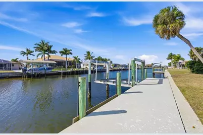 133 Colonial Street SE, Port Charlotte, FL 33952 - Photo 37