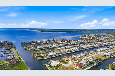 133 Colonial Street SE, Port Charlotte, FL 33952 - Photo 3