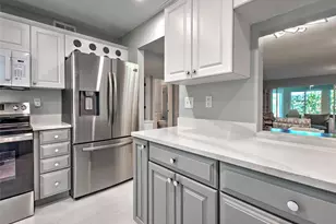 801 Fair Winds Dr, Nokomis, FL 34275 - Photo 13