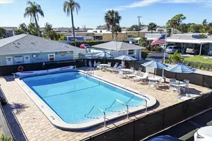 1023 Beach Manor Cir, Venice, FL 34285 - Photo 49