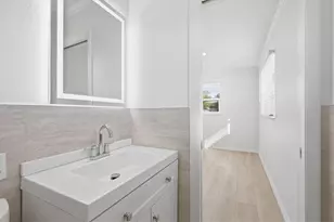 1023 Beach Manor Cir, Venice, FL 34285 - Photo 31