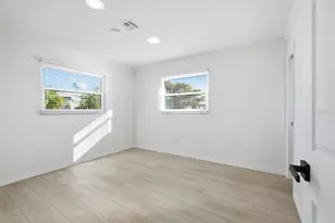 1023 Beach Manor Cir, Venice, FL 34285 - Photo 35