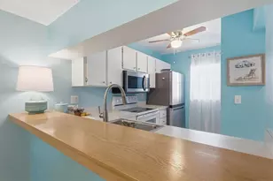 404 Cerromar Cir N, Venice, FL 34293 - Photo 9