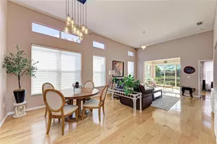 3907 Alamanda Dr, Sarasota, FL 34238 - Photo 17