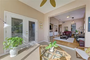 3907 Alamanda Dr, Sarasota, FL 34238 - Photo 33