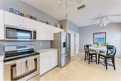3907 Alamanda Drive, Sarasota, FL 34238 - Photo 11