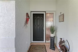 3907 Alamanda Dr, Sarasota, FL 34238 - Photo 7