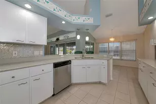 4806 Jacaranda Heights Dr, Venice, FL 34293 - Photo 7