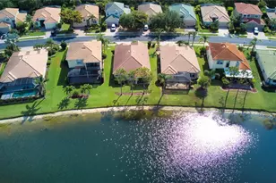 11504 Dancing River Dr, Venice, FL 34292 - Photo 5