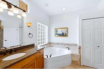 304 Bermuda Court #14, Venice, FL 34293 - Photo 25