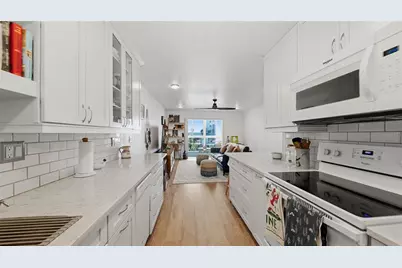 200 The Esplanade N #B2, Venice, FL 34285 - Photo 11