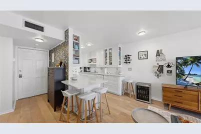 200 The Esplanade N #B2, Venice, FL 34285 - Photo 3