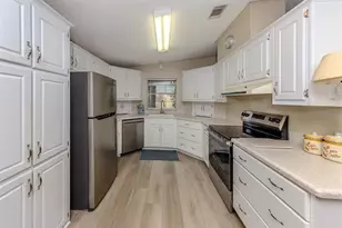 548 Amberjack Dr, North Port, FL 34287 - Photo 17