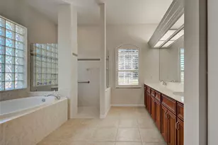 445 Marsh Creek Rd, Venice, FL 34292 - Photo 25