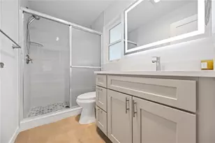 825 White Cap Cir, Venice, FL 34285 - Photo 31