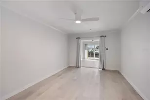 825 White Cap Cir, Venice, FL 34285 - Photo 31