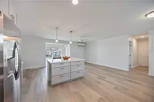 825 White Cap Cir, Venice, FL 34285 - Photo 11