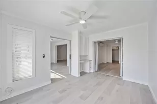 825 White Cap Cir, Venice, FL 34285 - Photo 25