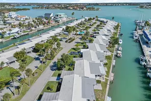 825 White Cap Cir, Venice, FL 34285 - Photo 51