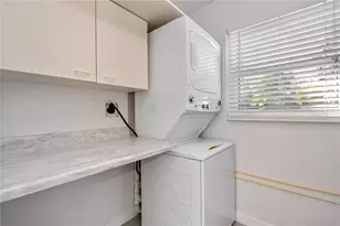 825 White Cap Cir, Venice, FL 34285 - Photo 37