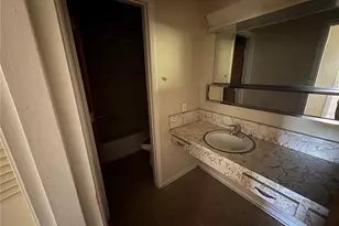 245 Center Rd, Venice, FL 34285 - Photo 7