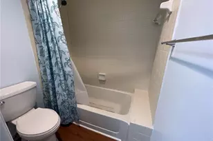 259 Fenwick Dr, Venice, FL 34285 - Photo 15