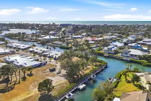 621 Fair Winds Dr, Nokomis, FL 34275 - Photo 39