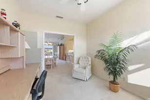 404 Gondola Park Dr, Venice, FL 34292 - Photo 17
