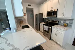 4209 Vicenza Dr, Venice, FL 34293 - Photo 11