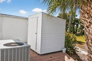 703 S Green Cir, Venice, FL 34285 - Photo 31