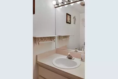 703 S Green Circle, Venice, FL 34285 - Photo 25