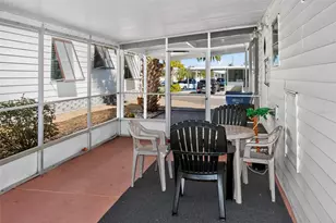 703 S Green Cir, Venice, FL 34285 - Photo 9