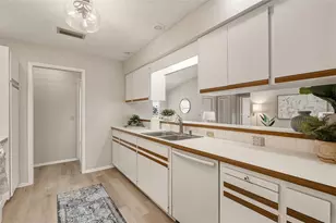 3308 Meadow Run Cir, Venice, FL 34293 - Photo 15