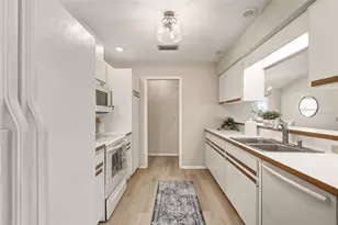 3308 Meadow Run Cir, Venice, FL 34293 - Photo 17