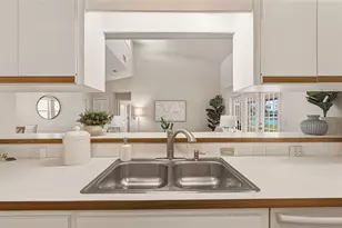 3308 Meadow Run Cir, Venice, FL 34293 - Photo 19