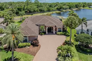 148 Wading Bird Dr, Venice, FL 34292 - Photo 1